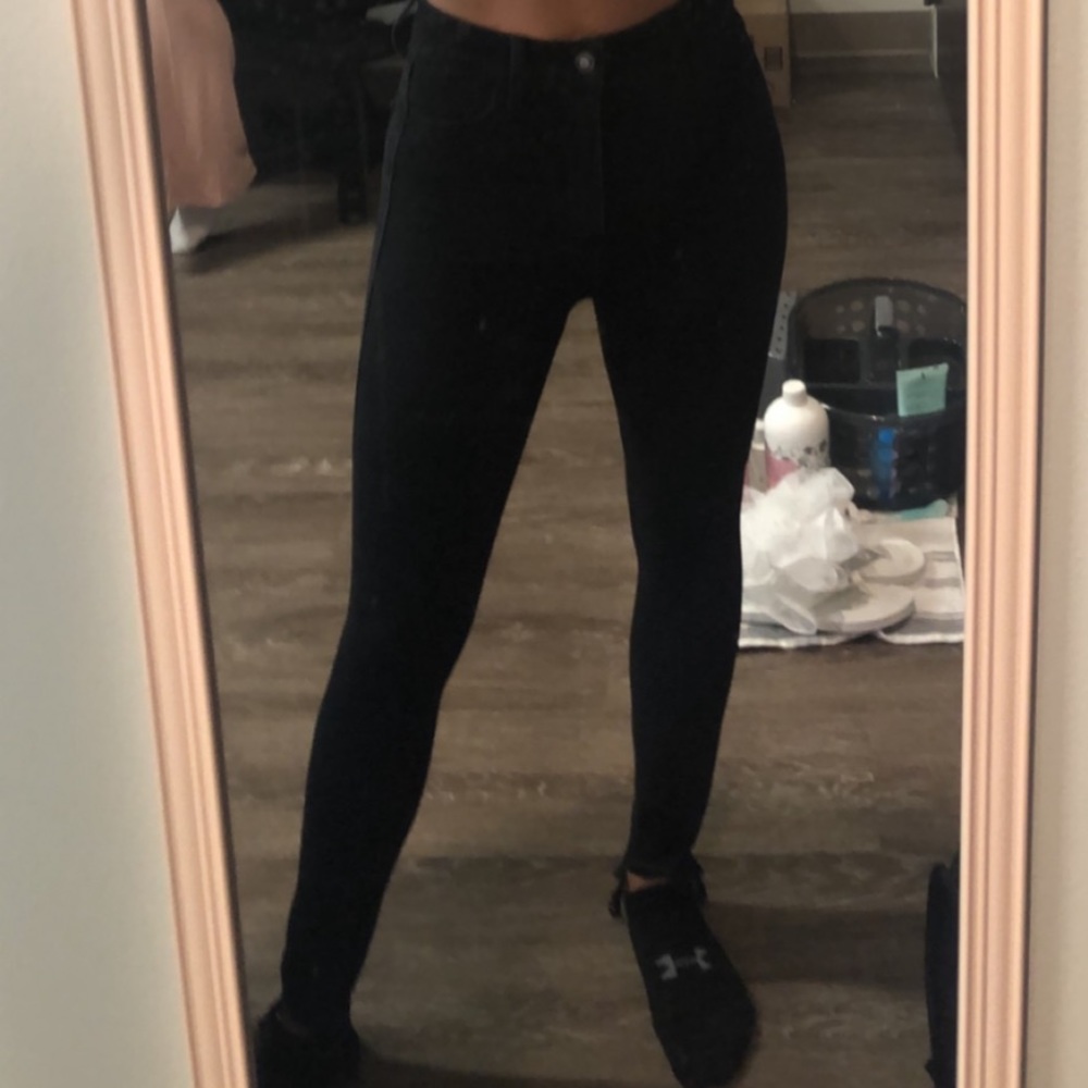 Black Hollister Skinny Jeans
